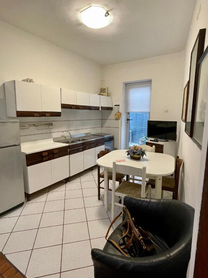 Piazza Italia Charming Sea Apartments Чоджия Екстериор снимка