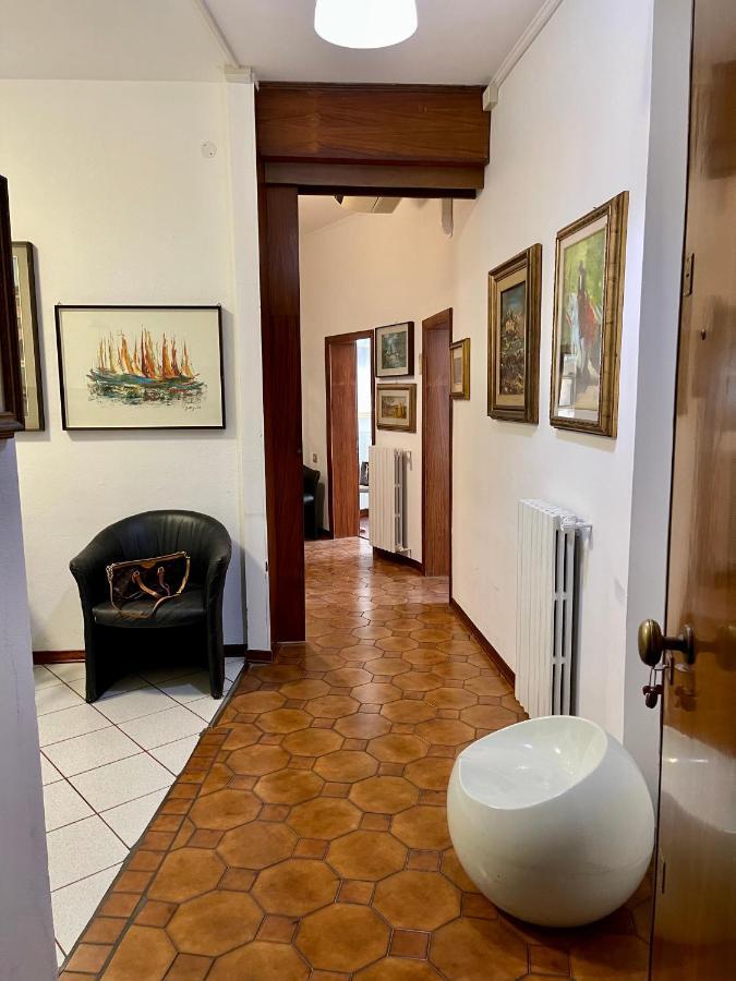 Piazza Italia Charming Sea Apartments Чоджия Екстериор снимка